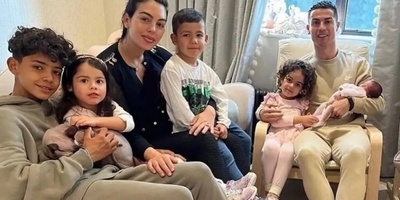 (Video) Georgina and Cristiano’s little princess’s romantic welcome with a Spanish song for Ronaldo’s arrival, the global football superstar 😍
