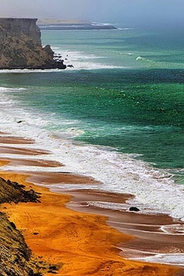 A Strange and Astonishing Phenomenon on the Makran Coast that Has Left Everyone in Awe