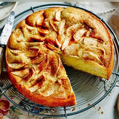 Craving A Delicious Apple Cinnamon Cake? Try This Easy And Budget-Friendly Recipe