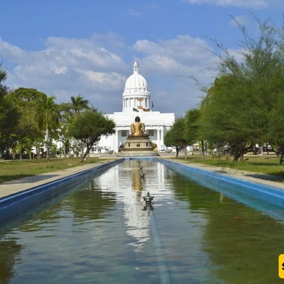 Viharamahadevi Park, Colombo: Sri Lanka’s Green Gem and Cultural Heritage