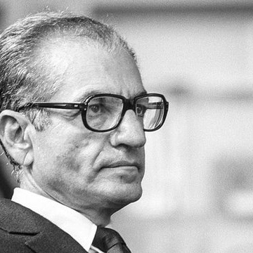 Mohammad Reza Pahlavi Visiting the Paris Mosque in France, 1948 / Gaining Public Trust to Spread Corruption in the Country (Photo)