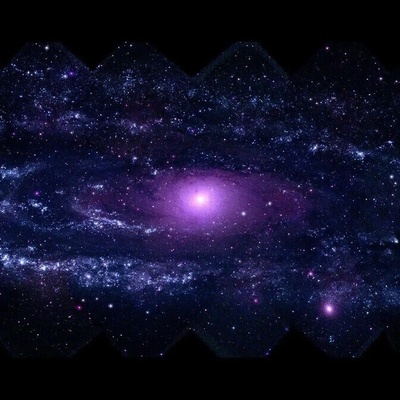 The Wonders of Creation Captured by Hubble: A Stunning Look at the Barred Spiral Galaxy NGC 1672