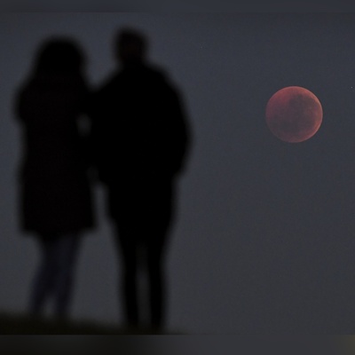 Romantic Dates Under the Blood Moon: 10 Magical Ideas for Couples
