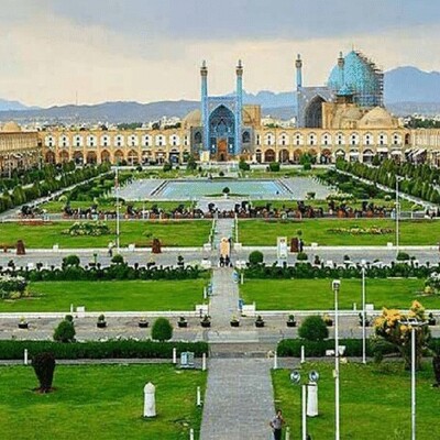 Naqsh-e Jahan Square: Unveiling the Heart of Isfahan's Splendor