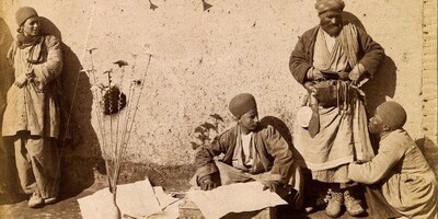 Journey to the Qajar Era / Unseen images from the Karim Shireh-i performance group to the guesthouse in Qom + photo