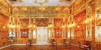 The Mysterious Disappearance of the Amber Room with Its Gold- and Jewel-Adorned Walls: An 11-Meter Treasure That Vanished After Hitler + Photos