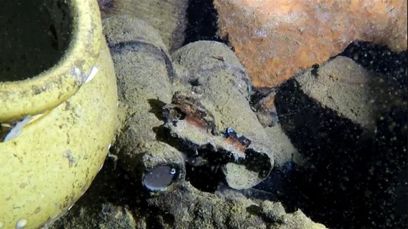 Passenger observation binoculars were found and retrieved from the wreck site