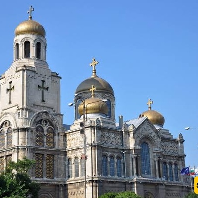 Where Is the Varna Cathedral? + Beautiful Photos of This Stunning Landmark