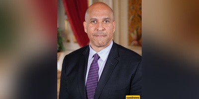 Senator Cory Booker Says ‘Yes’ — A Beach Proposal and the Photos That Have Everyone Talking