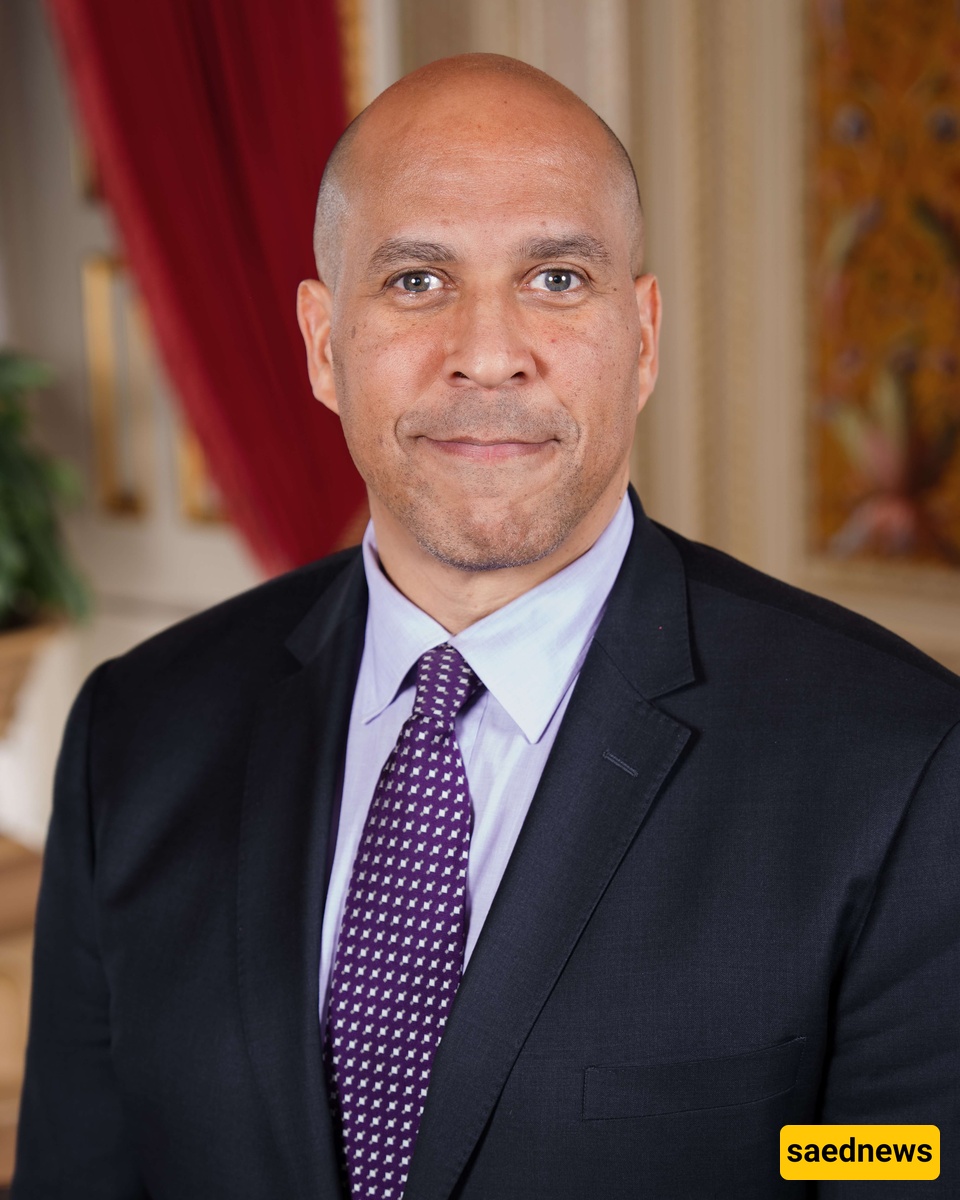 Senator Cory Booker Says ‘Yes’ — A Beach Proposal and the Photos That Have Everyone Talking