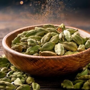3 Side Effects Of Cardamom You Should Be Aware Of