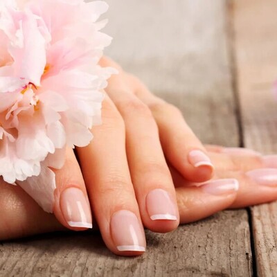 5 natural oils to treat nail breakage at home