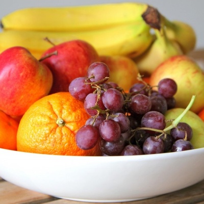 How Can Nearby Fruits Make Each Other Ripen Faster?