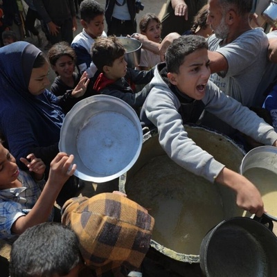 Gaza Humanitarian Crisis: New Israeli Restrictions and Deadlock in International Aid Delivery