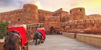 Agra Fort Visitor Guide