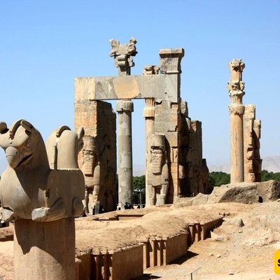 This Man Was the First to Discover Persepolis + Photo