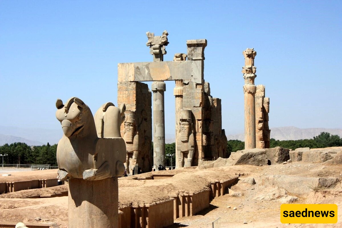 This Man Was the First to Discover Persepolis + Photo