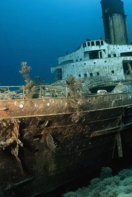 Unveiling the Most Valuable Treasure Recovered from the Titanic Wreck + Photos