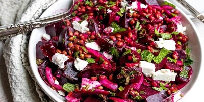 Video | Complete Recipe for Pomegranate Salad with Red Cabbage and Walnuts