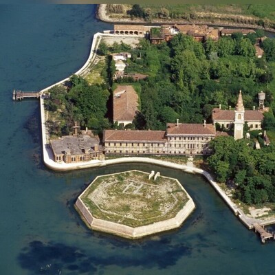 Exploring the Dark Secrets of Poveglia: The Haunting Island of Venice