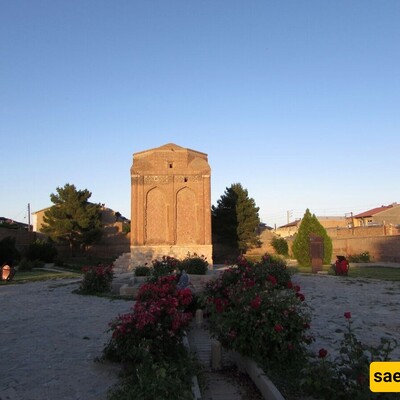 Red Dome of Maragheh / Images