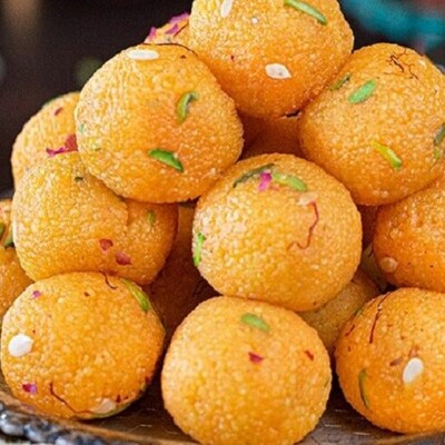 How to Make Different Delicious Types of Indian Ladoo Sweets 🧆