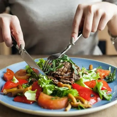 Eat Dinner This Way and Still Lose Weight