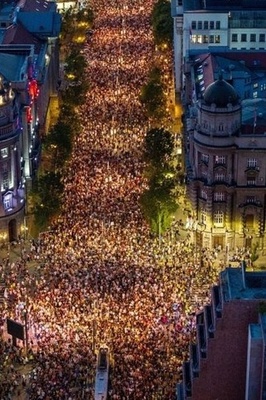Tens of Thousands March in Serbia's Capital, Demand Snap Vote