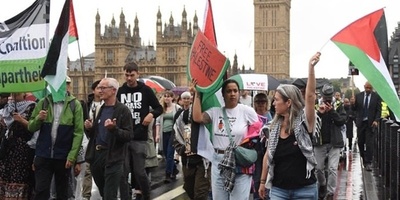 UK Police Crack Down on Pro-Palestinian Voices As Anti-War Movement Criminalized