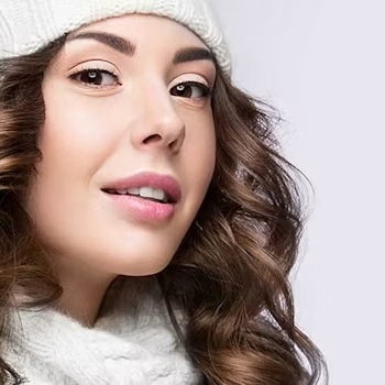 Why Seasonal Changes Affect the Appearance and Texture of Your Hair